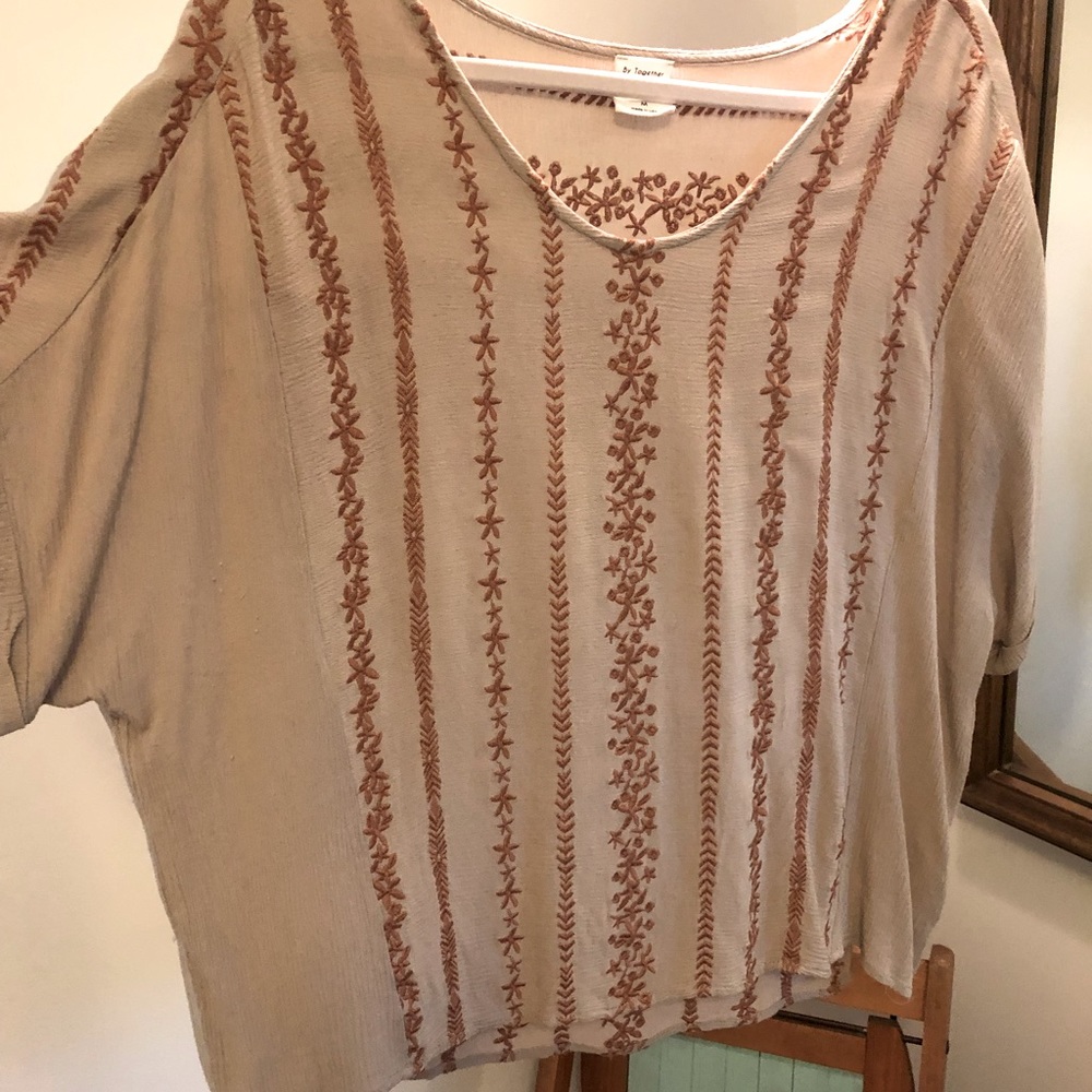 Boho Blouse w. Embroidery